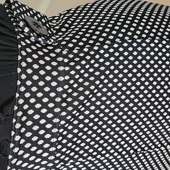 Retro Wiggle Dress - Picture 5 of 12